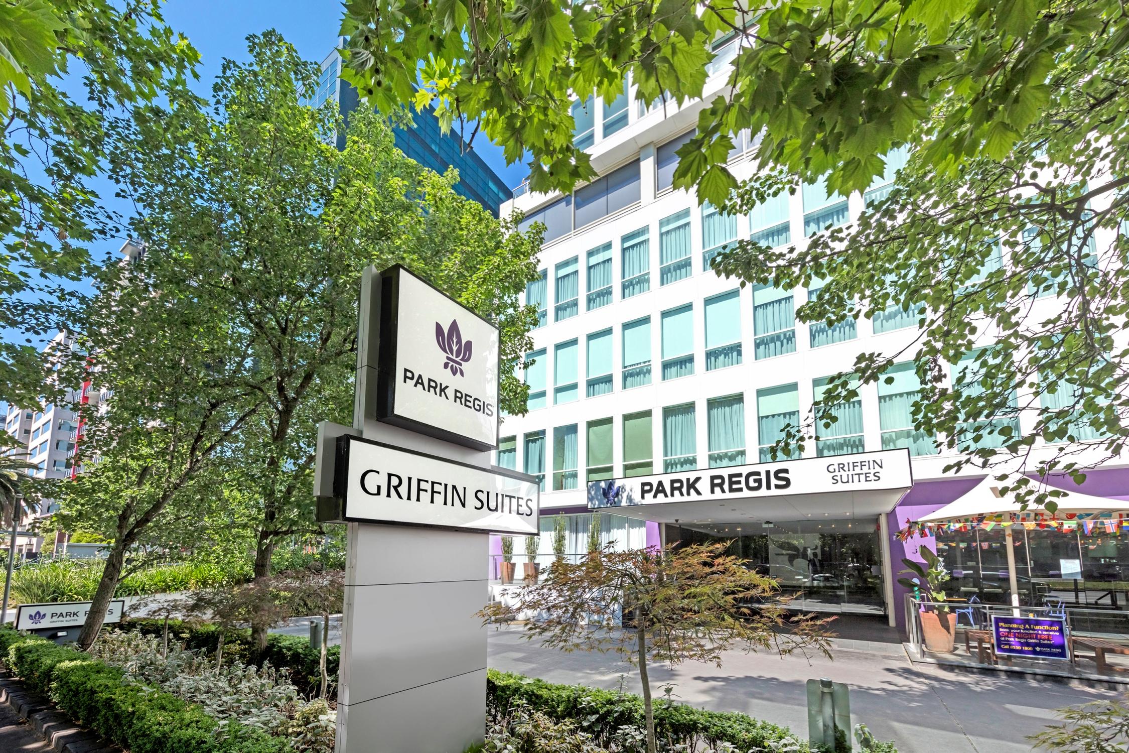 Park Regis Griffin Suites Мелбърн Екстериор снимка