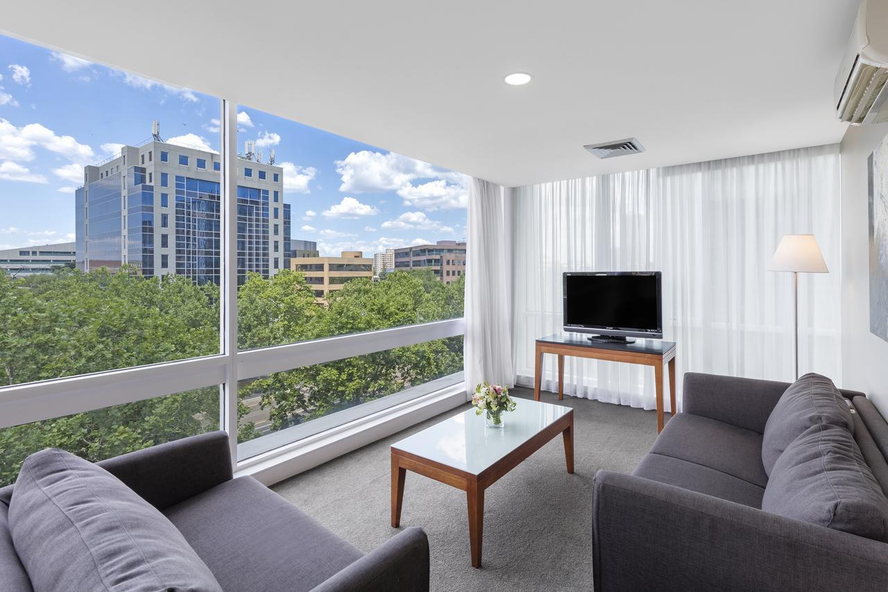 Park Regis Griffin Suites Мелбърн Екстериор снимка